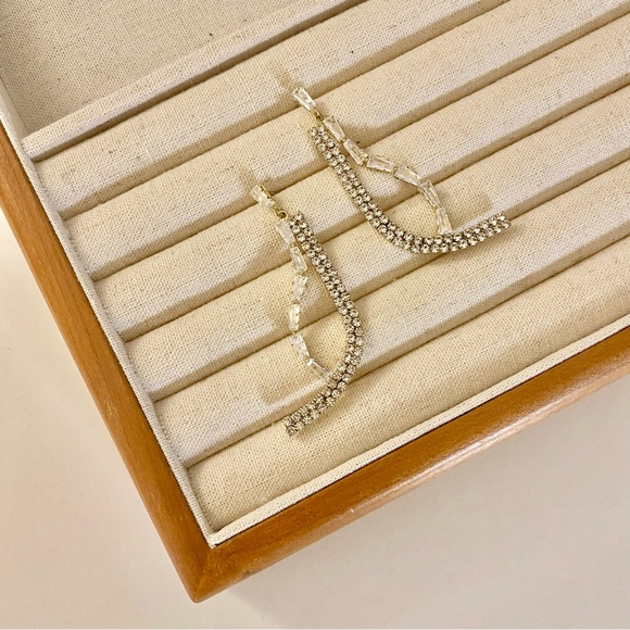 3/$20 Beautiful Sparkly Diamond Rhinestones Unique Dangling Curved Drop Earrings - Picture 2 of 5